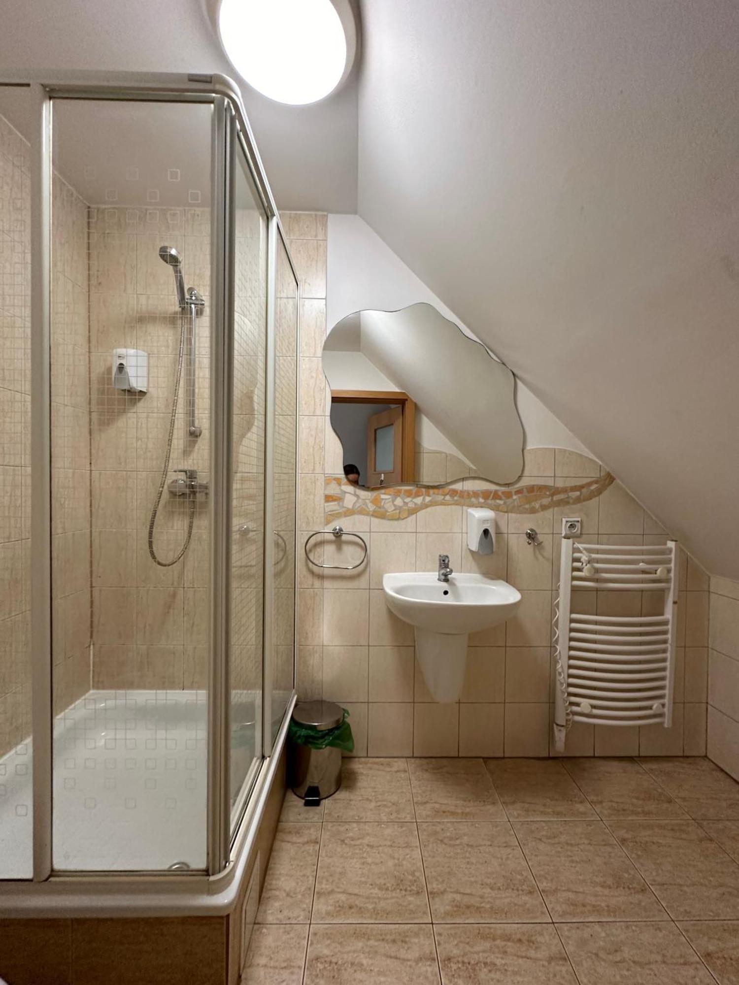 Motel Za Miedza Bralin Dış mekan fotoğraf