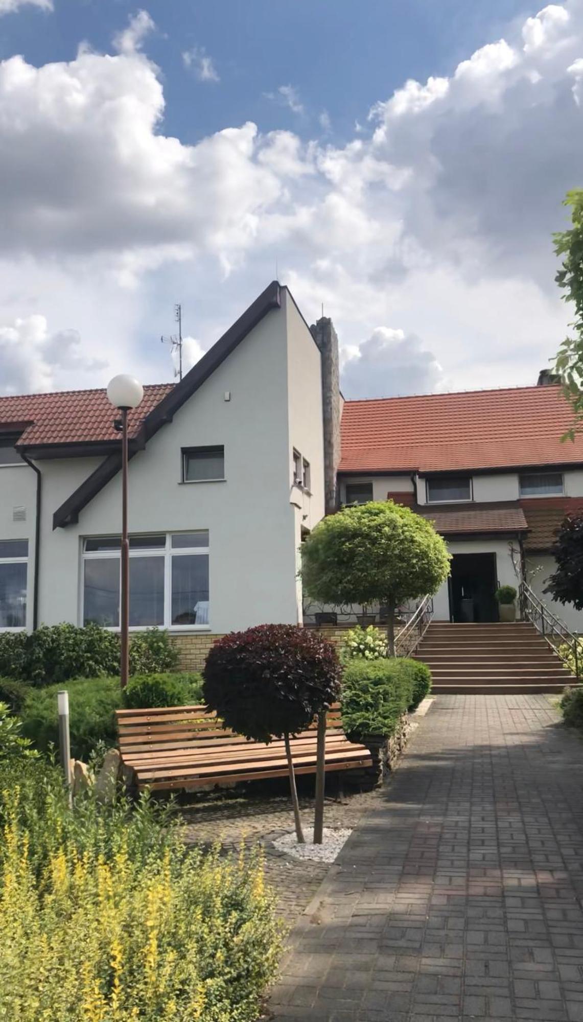 Motel Za Miedza Bralin Dış mekan fotoğraf