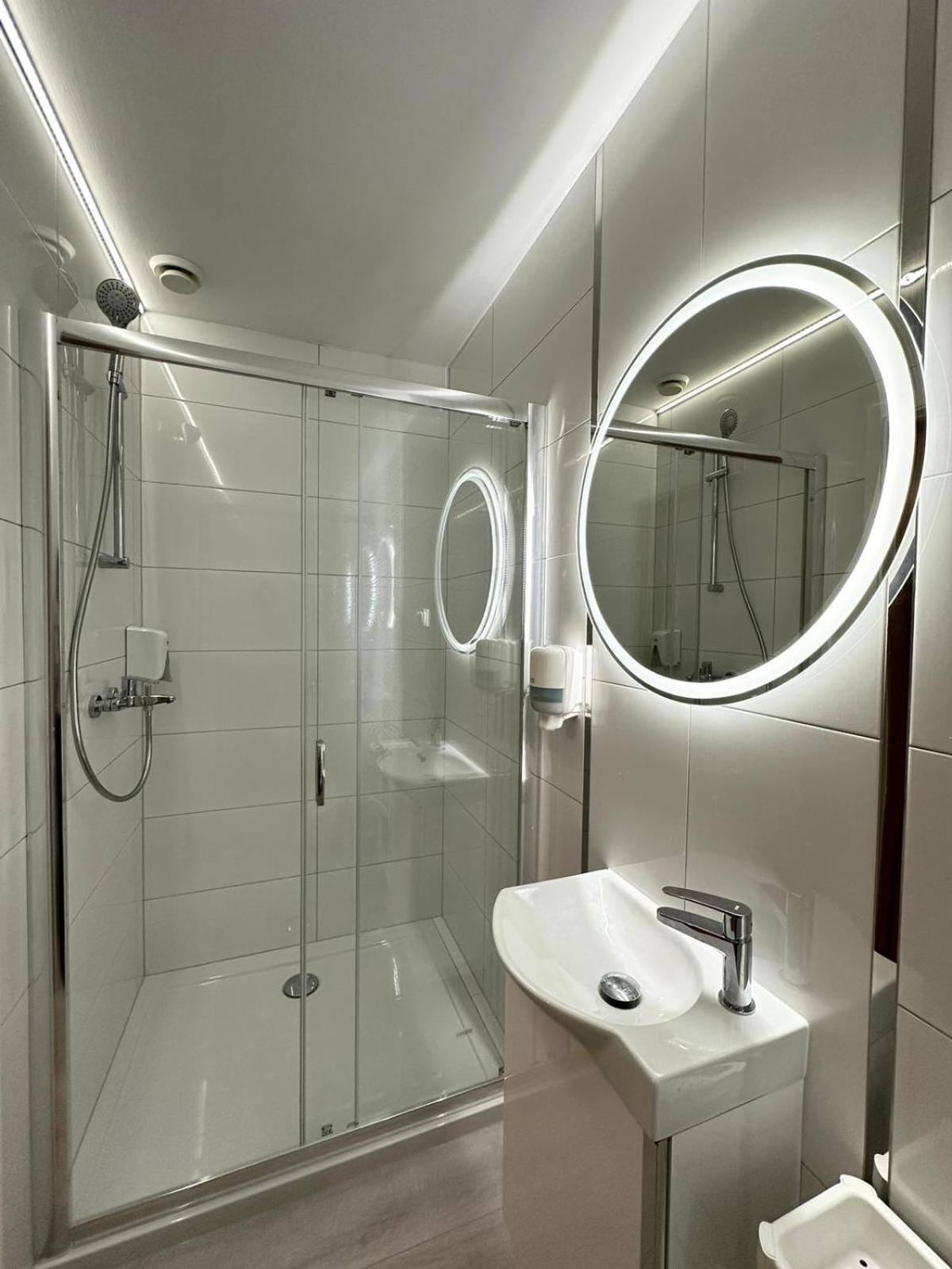 Motel Za Miedza Bralin Dış mekan fotoğraf
