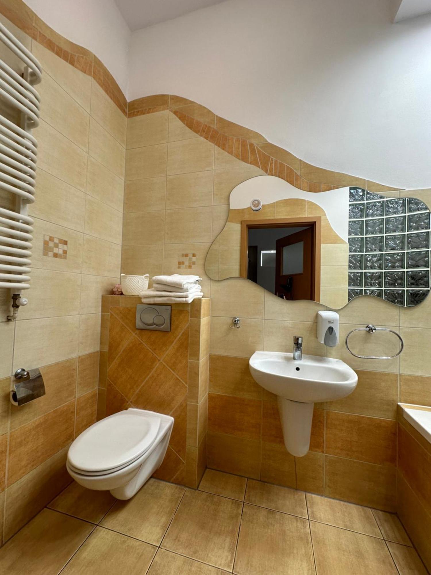 Motel Za Miedza Bralin Dış mekan fotoğraf