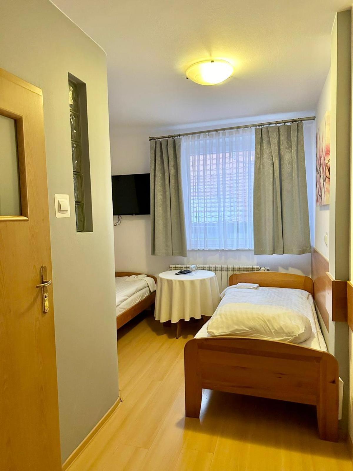 Motel Za Miedza Bralin Dış mekan fotoğraf