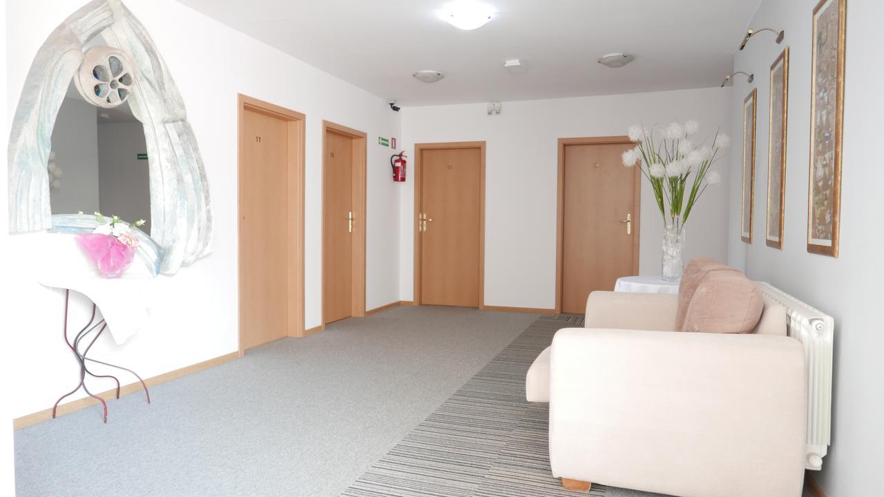Motel Za Miedza Bralin Dış mekan fotoğraf